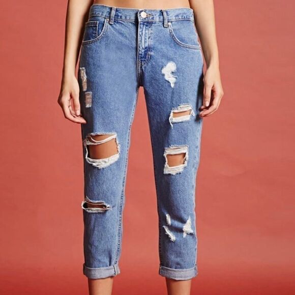 Forever 21 Distressed Boyfriend Jeans medium wash - Picture 2 of 8